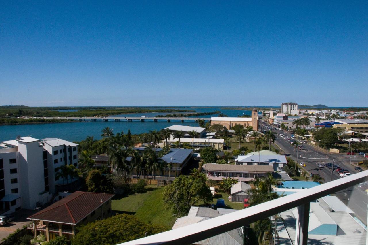 Lanai Riverside Apartments Макай Екстериор снимка