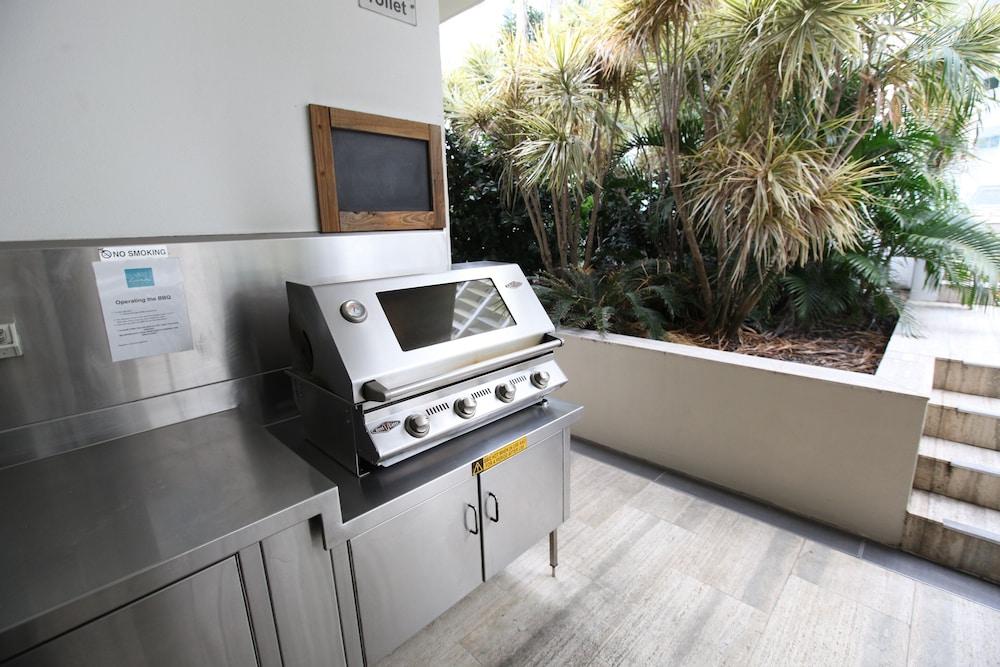 Lanai Riverside Apartments Макай Екстериор снимка