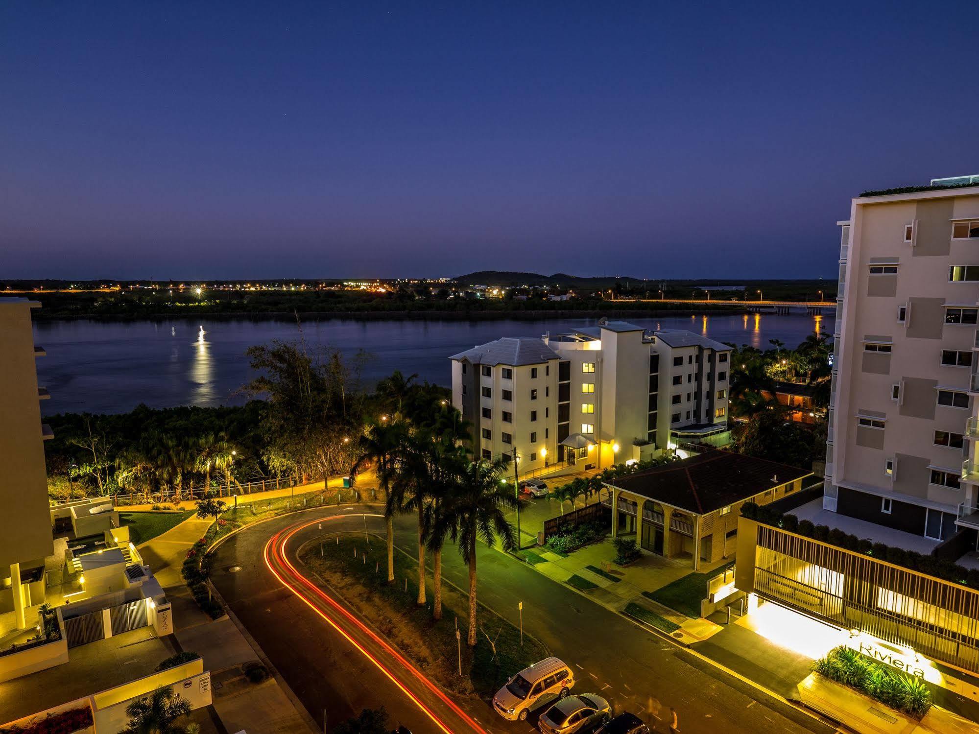 Lanai Riverside Apartments Макай Екстериор снимка